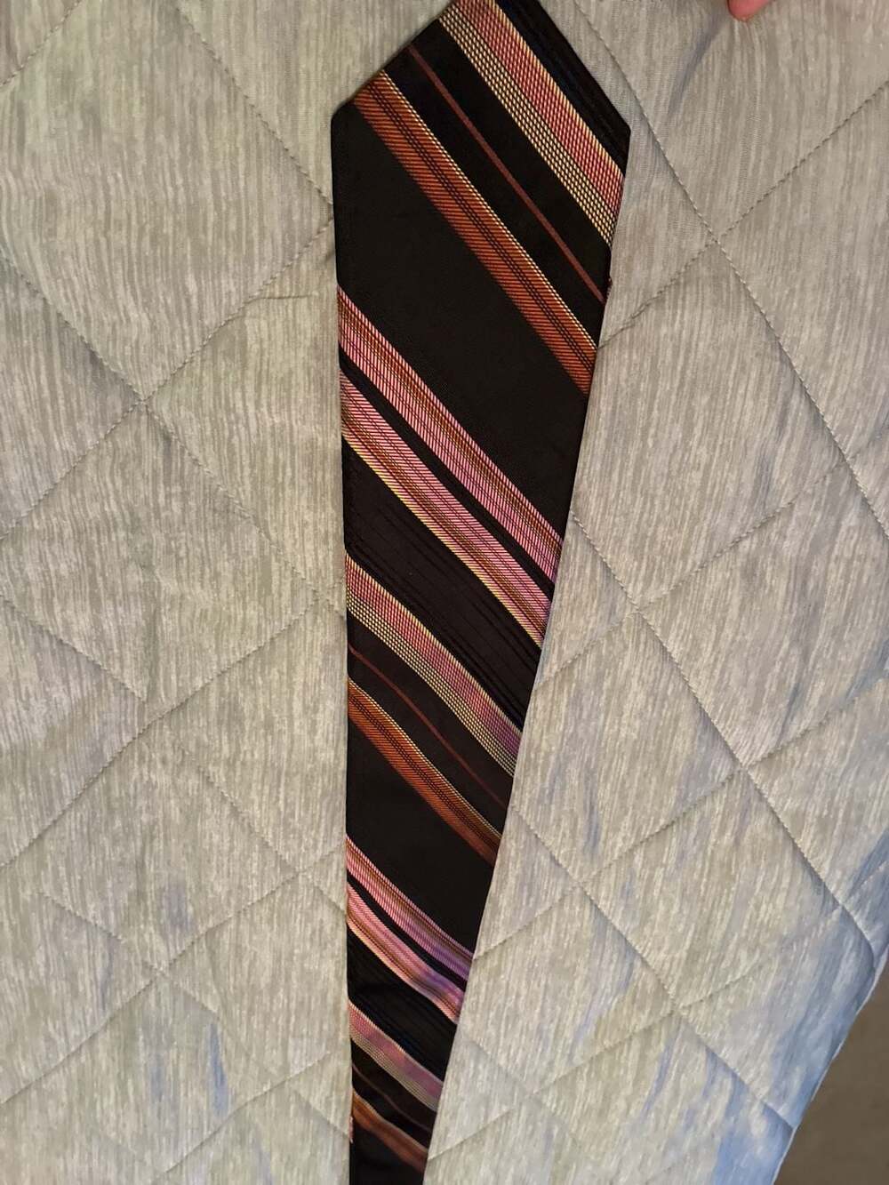 Chelsea by Robert Talbott Hand Sewn Finest Silk Striped Men's Necktie A651